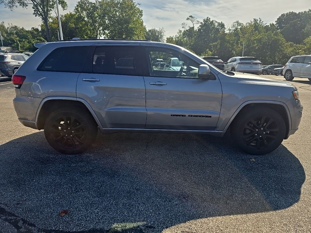 jeep grand cherokee 2018 1C4RJFAG5JC393917 image jeep grand cherokee 2018 1C4RJFAG5JC393917 image